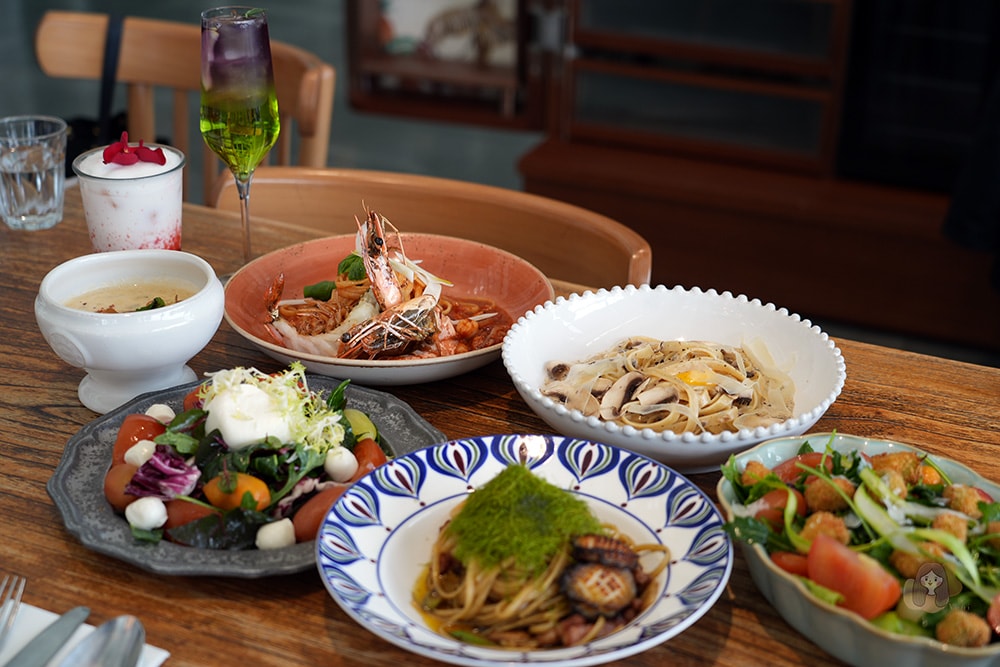 ALL DAY FRESH KITCHEN 世界上的所有早餐 세상의모든아침