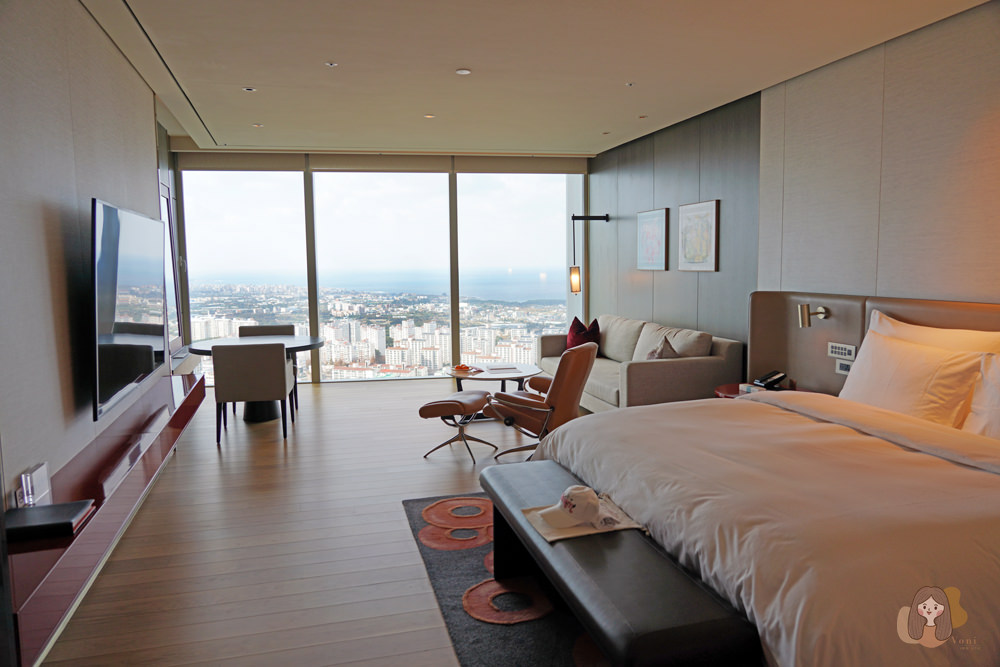濟州飯店-濟州君悅酒店-Grand-Hyatt-Jeju，躺在床上看山海大景，汗蒸幕、泳池、賭場、購物中心濟州雙子星