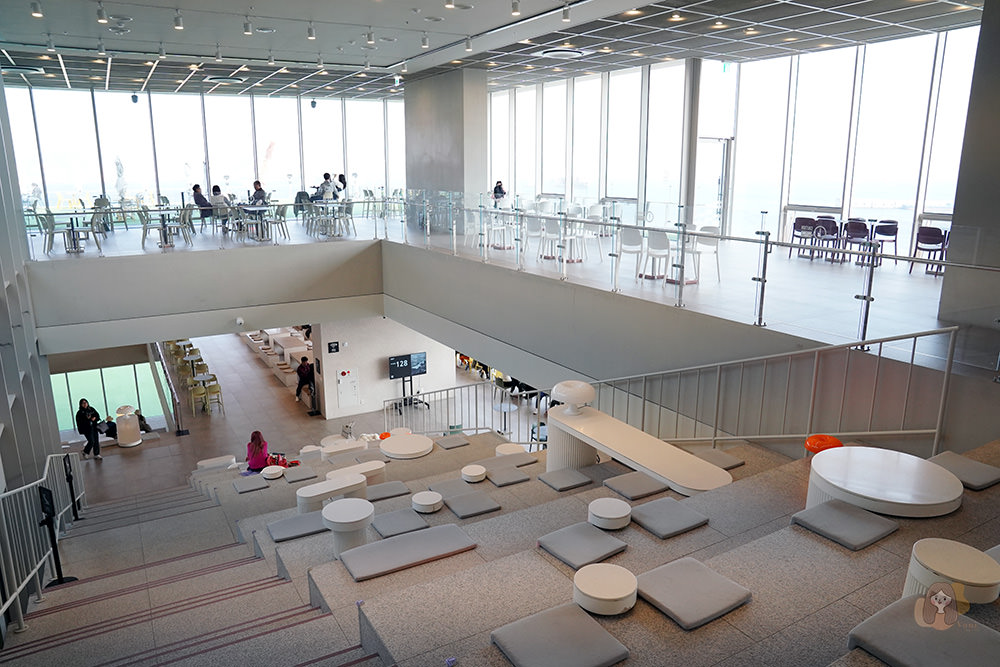 釜山-P.ARK-피아크-玻璃屋海景咖啡，階梯座位環景觀海-烘焙麵包、甜點必吃，釜山影島新開幕的複合式文化空間