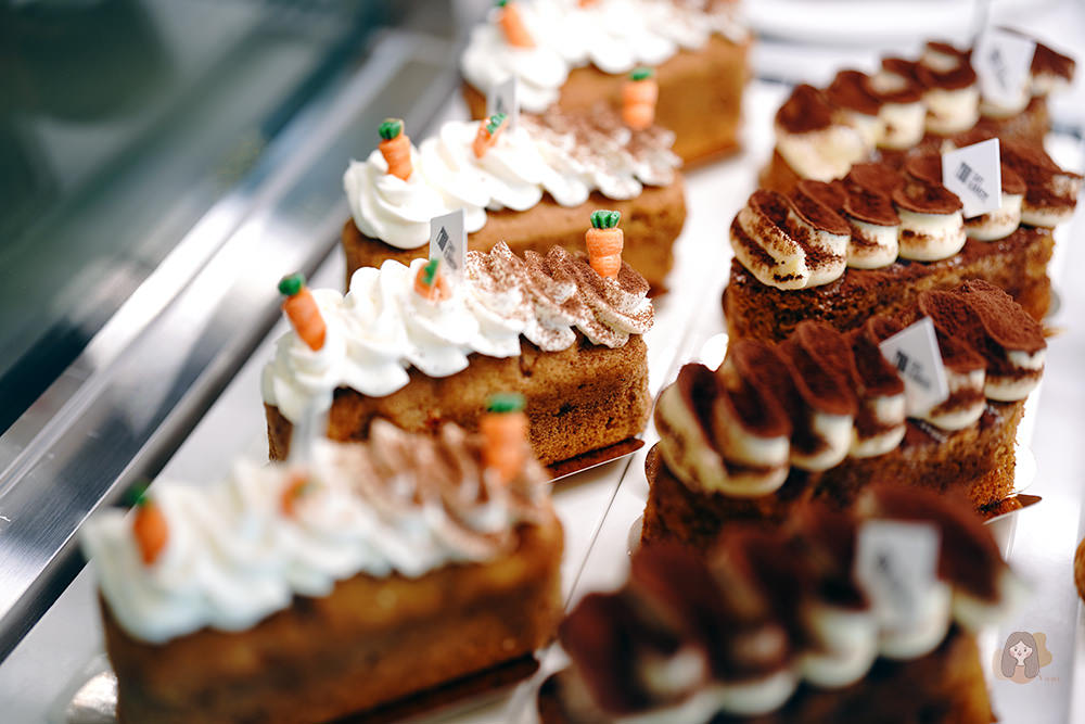 釜山-P.ARK-피아크-玻璃屋海景咖啡，階梯座位環景觀海-烘焙麵包、甜點必吃，釜山影島新開幕的複合式文化空間