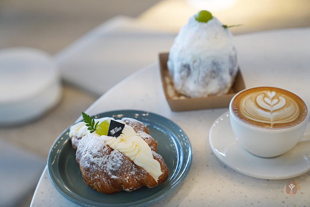 享受釜山 4 天 3 夜行程這樣玩! 美食、咖啡、景點專車接送超愜意 - 第5張圖 釜山-P.ARK-피아크-玻璃屋海景咖啡,階梯座位環景觀海-烘焙麵包、甜點必吃,釜山影島新開幕的複合式文化空間