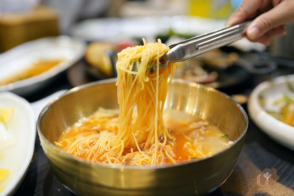 韓國美食百選!-釜山食堂三選-Sikdang3Sun-식당3선-超人氣小麥冷麵、烤醃豬排骨