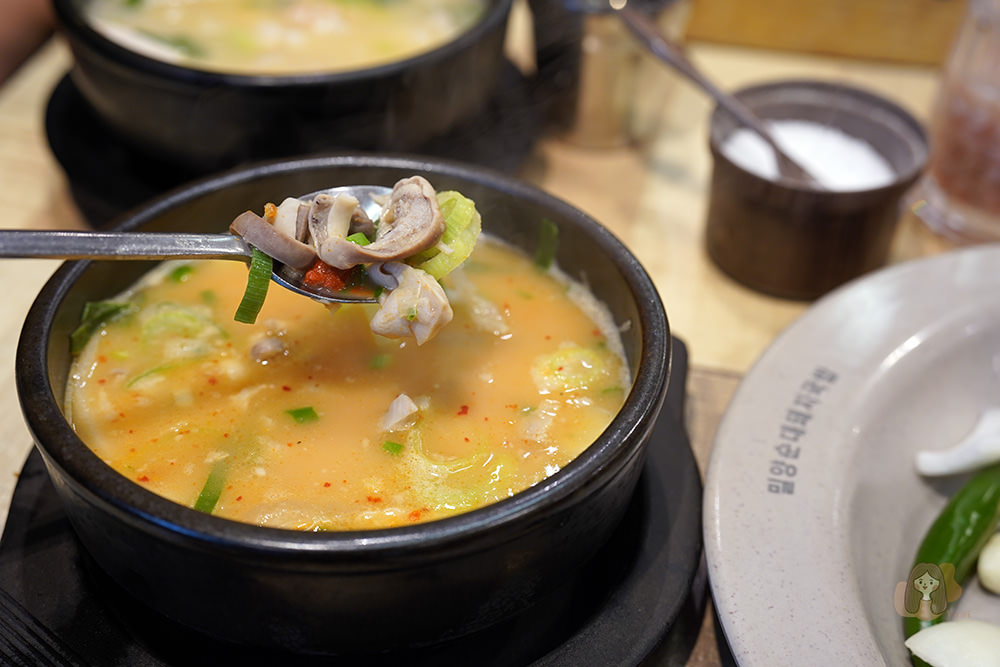 釜山密陽血腸豬肉湯飯-밀양순대돼지국밥