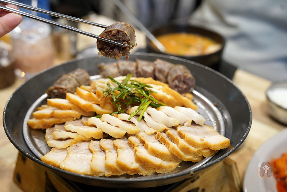 釜山密陽血腸豬肉湯飯-밀양순대돼지국밥