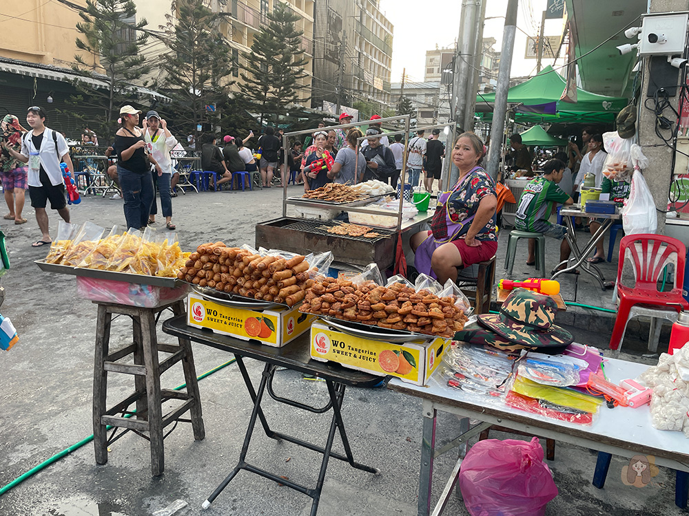 泰國潑水節越溼越好運！ 主要活動地點、穿搭準備、宋干節習俗一次看