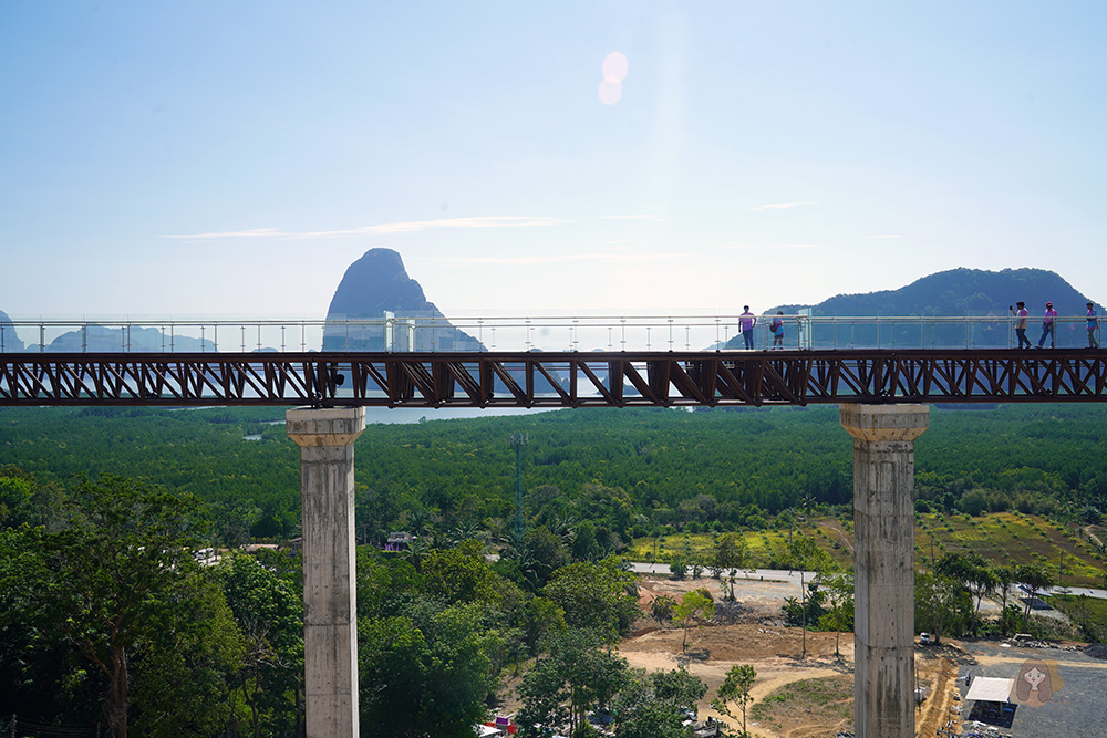 BEYOND-SKYWALK-NANGSHI