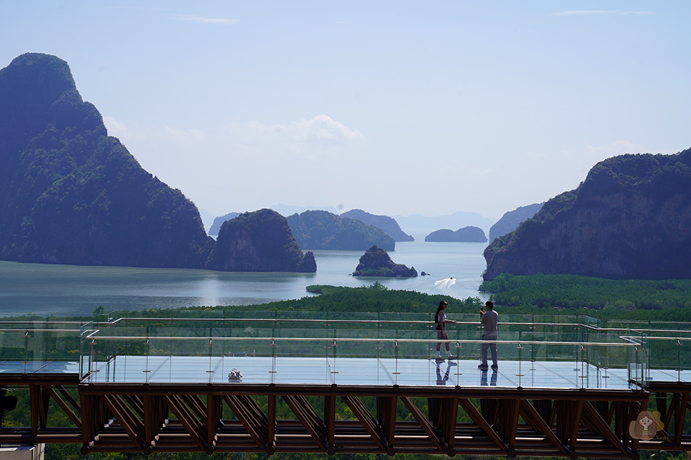 BEYOND-SKYWALK-NANGSHI