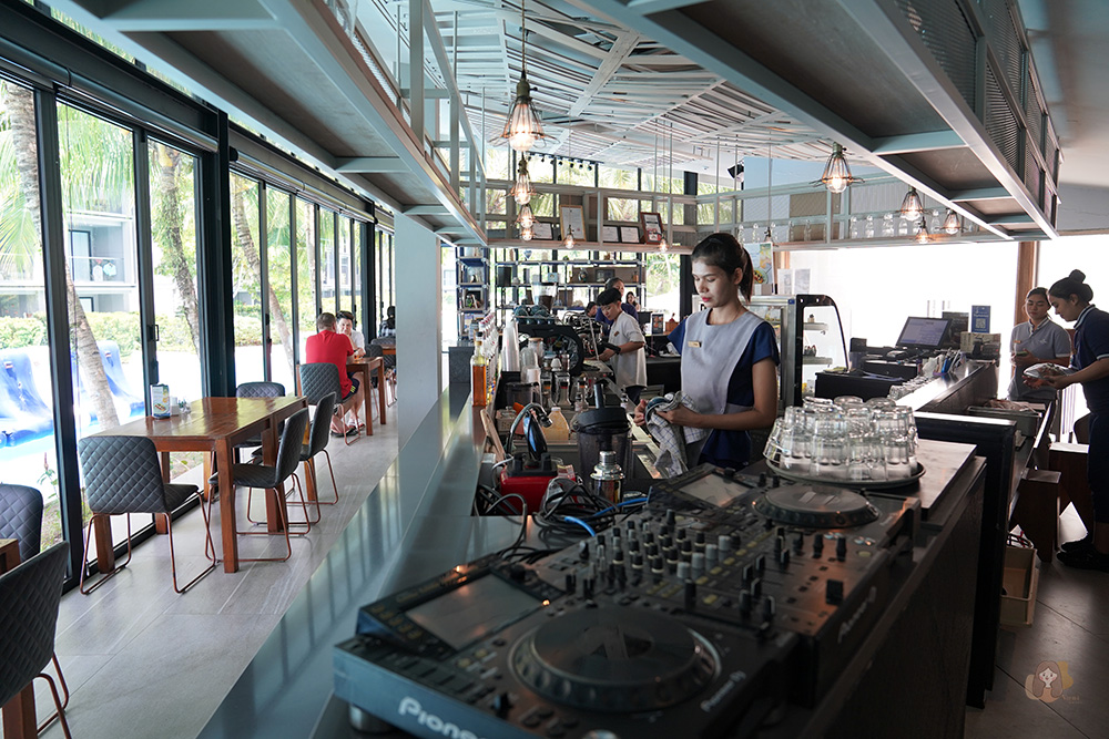 la-vela-khao-lak