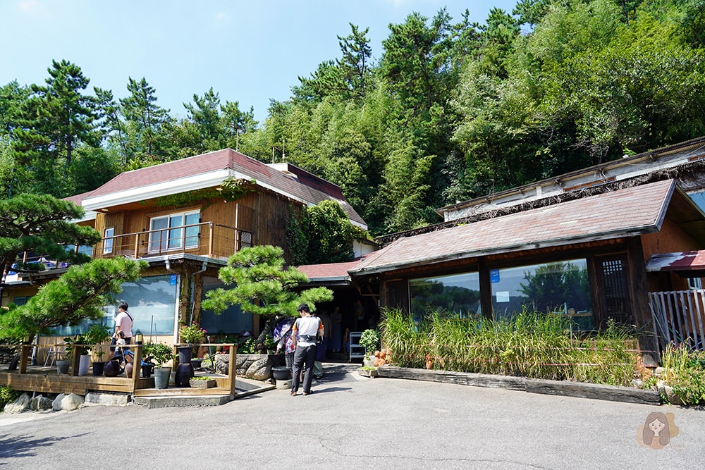 吐岩 토암 釜山機張人氣平價韓定食餐廳,沒預約排隊 2 小時以上,用餐還能賞陶作 - 第5張圖 BUSAN-toampark-restaurant 吐岩韓定食