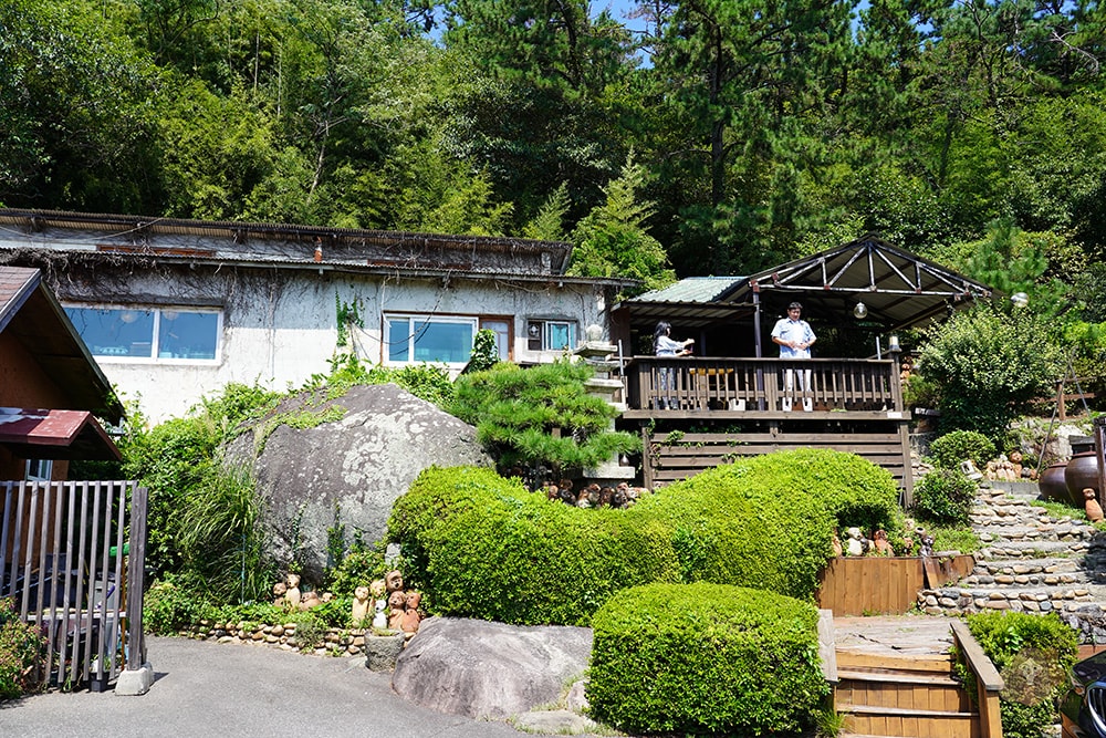 吐岩 토암 釜山機張人氣平價韓定食餐廳,沒預約排隊 2 小時以上,用餐還能賞陶作 - 第7張圖 BUSAN-toampark-restaurant 吐岩韓定食