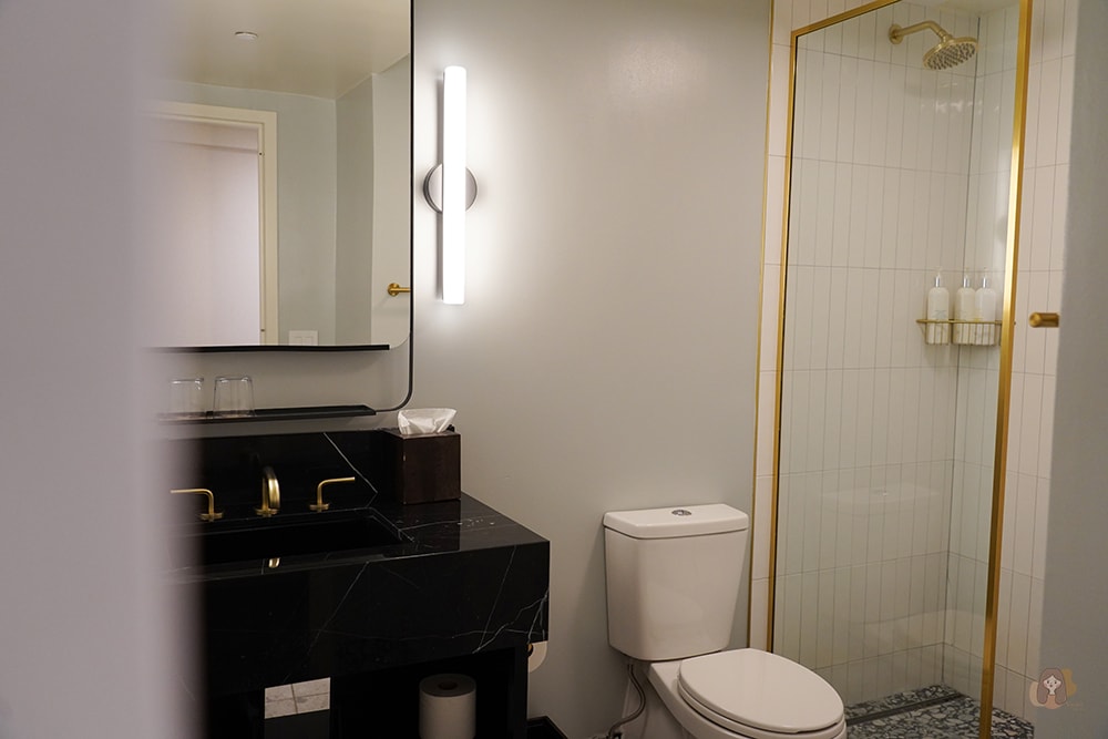 Kimpton-Alton-Hotel-in-Fisherman's-Wharf-San-Francisco