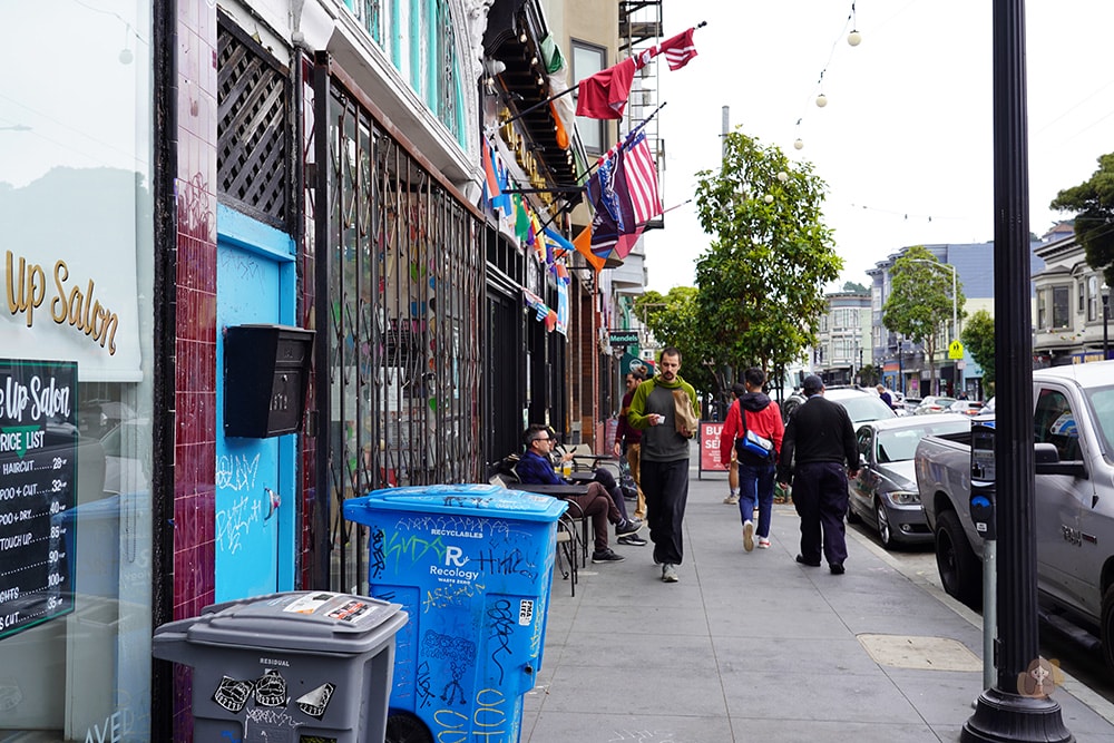 San-Francisco-Haight-&-Ashbury