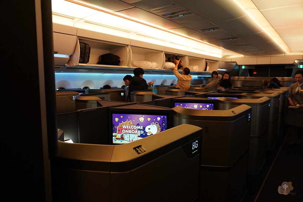 星宇航空 STARLUX 台北-舊金山天天直飛,AIRBUS A350-900 豪經艙座位、餐點、過夜包完整開箱 - 第9張圖 STARLUX-星宇航空台北舊金山-TPE-SFO-豪經艙