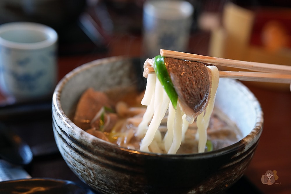 吉野山賞櫻賞楓必吃美食,藏王堂前柿葉壽司 やっこ (Yakko) 佐四季絕美景色 - 第14張圖 吉野山藏王堂前柿葉壽司-やっこ-Yakko