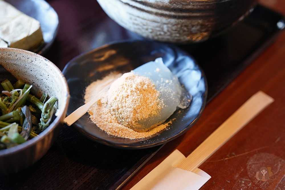 吉野山賞櫻賞楓必吃美食,藏王堂前柿葉壽司 やっこ (Yakko) 佐四季絕美景色 - 第20張圖 吉野山藏王堂前柿葉壽司-やっこ-Yakko