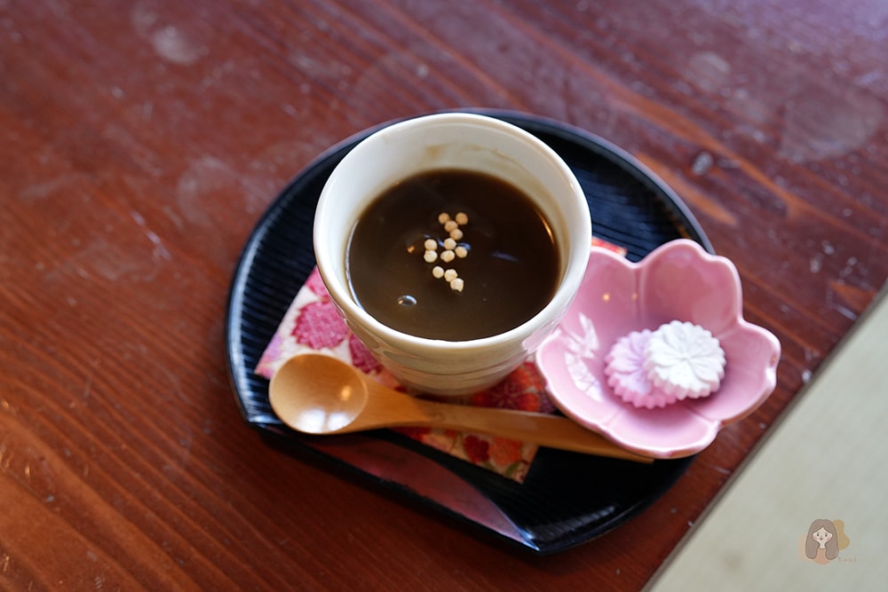 吉野山賞櫻賞楓必吃美食,藏王堂前柿葉壽司 やっこ (Yakko) 佐四季絕美景色 - 第25張圖 吉野山藏王堂前柿葉壽司-やっこ-Yakko