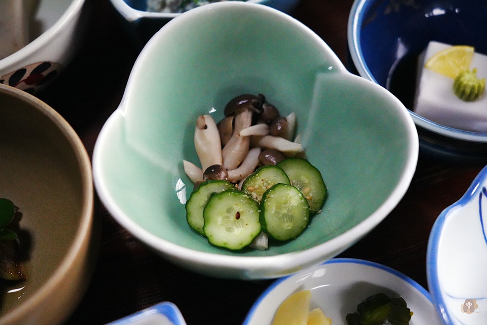 橋本屋山菜料理,室生寺太鼓橋前明治四年創業老舗料理旅館 - 第10張圖 室生寺前-橋本屋-山菜料理