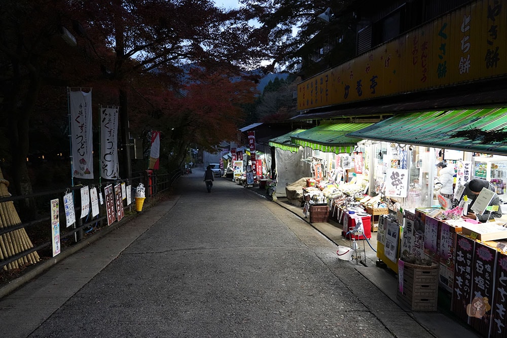 談山神社期間限定紅葉點燈,世界唯一木造十三重塔,境內藏有求好緣戀愛神社 - 第4張圖 奈良談山神社