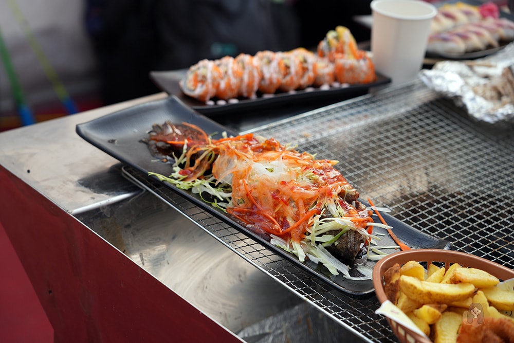 冰雪王國華川山鱒魚節,韓國江原道冬季限定慶典活動,冰釣、烤魚、冰雕、冰上活動及聖誕老人見面會 - 第26張圖 冰雪王國華川山鱒魚節 얼음나라화천산천어축제