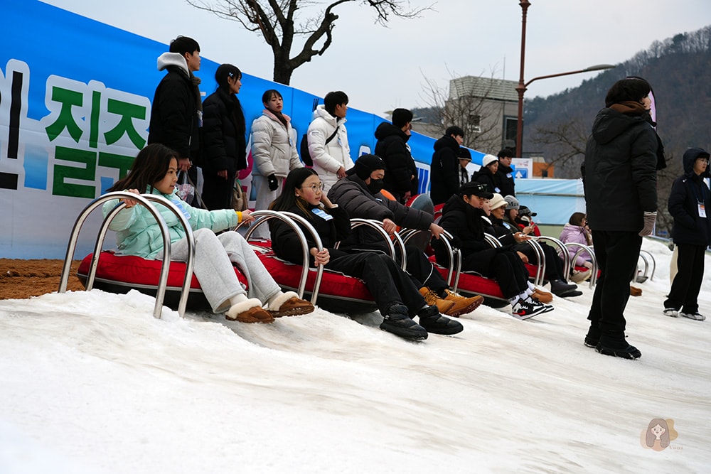 冰雪王國華川山鱒魚節,韓國江原道冬季限定慶典活動,冰釣、烤魚、冰雕、冰上活動及聖誕老人見面會 - 第35張圖 冰雪王國華川山鱒魚節 얼음나라화천산천어축제