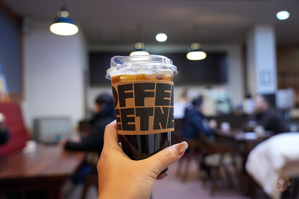 冰雪王國華川山鱒魚節,韓國江原道冬季限定慶典活動,冰釣、烤魚、冰雕、冰上活動及聖誕老人見面會 - 第52張圖 江原道華川山鱒魚咖啡博物館