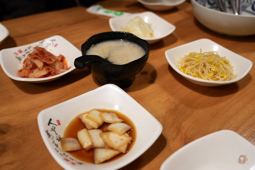 春川九峰農場鍋蓋辣雞湯 춘천 구봉농원 솥뚜껑 닭볶음탕