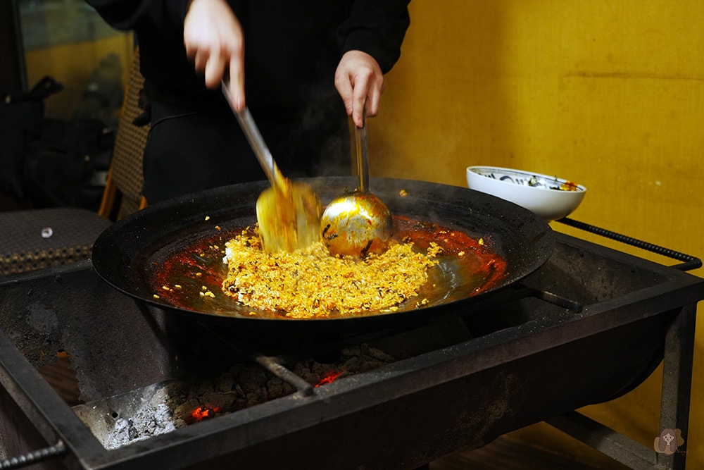 春川九峰農場鍋蓋辣雞湯 춘천 구봉농원 솥뚜껑 닭볶음탕