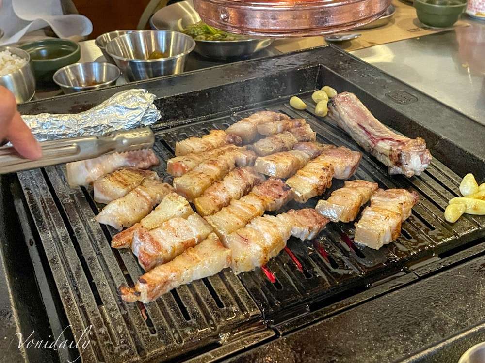 韓星超愛韓式燒肉店「金豬食堂」台灣也吃得到! GD、IU、BTS 同款美食吃起來,菜單、訂位、食記不藏私 - 第41張圖 韓星超愛韓式燒肉店「金豬食堂」台灣也吃得到! GD、IU、BTS 同款美食吃起來