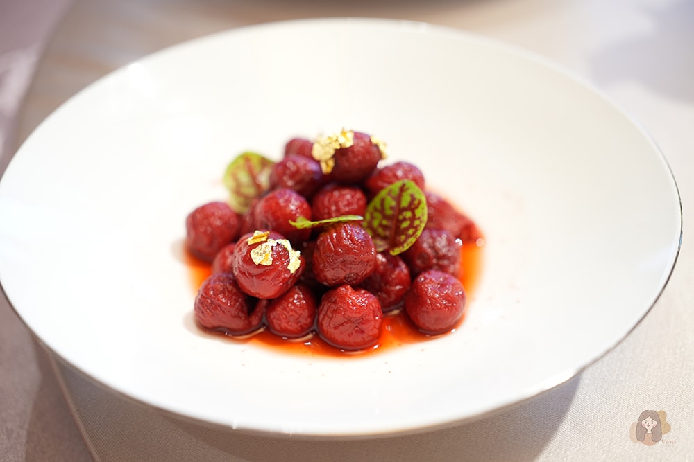 邂逅圓山大飯店! 金龍餐廳國宴級餐點佐河岸、101美景,地底下超潮神祕酒吧覓到 by 吧沐 - 第15張圖 圓山大飯店金龍餐廳,覓到-by-吧沐