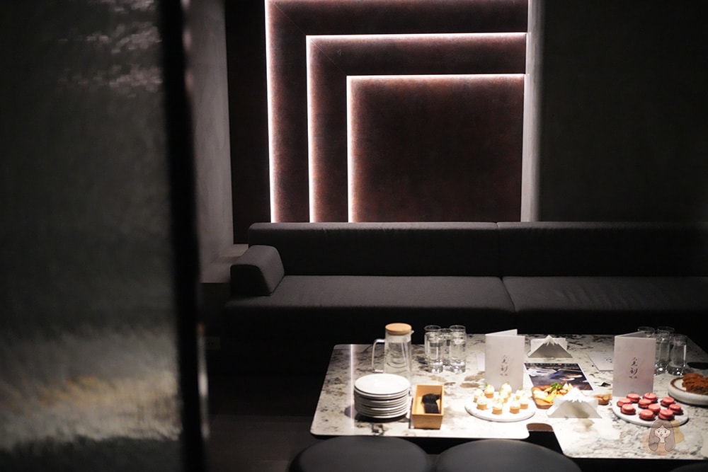 邂逅圓山大飯店! 金龍餐廳國宴級餐點佐河岸、101美景,地底下超潮神祕酒吧覓到 by 吧沐 - 第42張圖 圓山大飯店金龍餐廳,覓到-by-吧沐