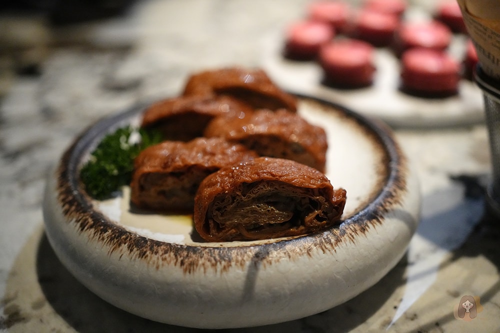 邂逅圓山大飯店! 金龍餐廳國宴級餐點佐河岸、101美景,地底下超潮神祕酒吧覓到 by 吧沐 - 第53張圖 圓山大飯店金龍餐廳,覓到-by-吧沐