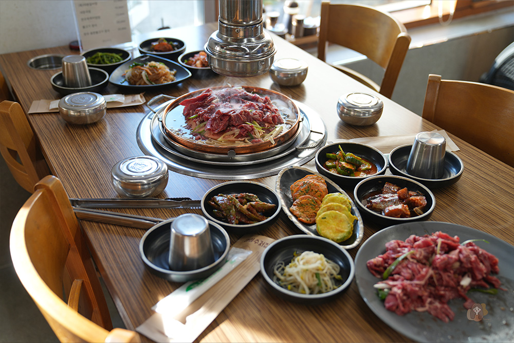 昔日老房 옛날옛집,春川韓牛銅盤烤肉,鮮甜肉汁與炭火香氣交融出絕對好味 - 第14張圖 春川韓牛銅盤烤肉-昔日老房-옛날집-老房子木炭烤肉