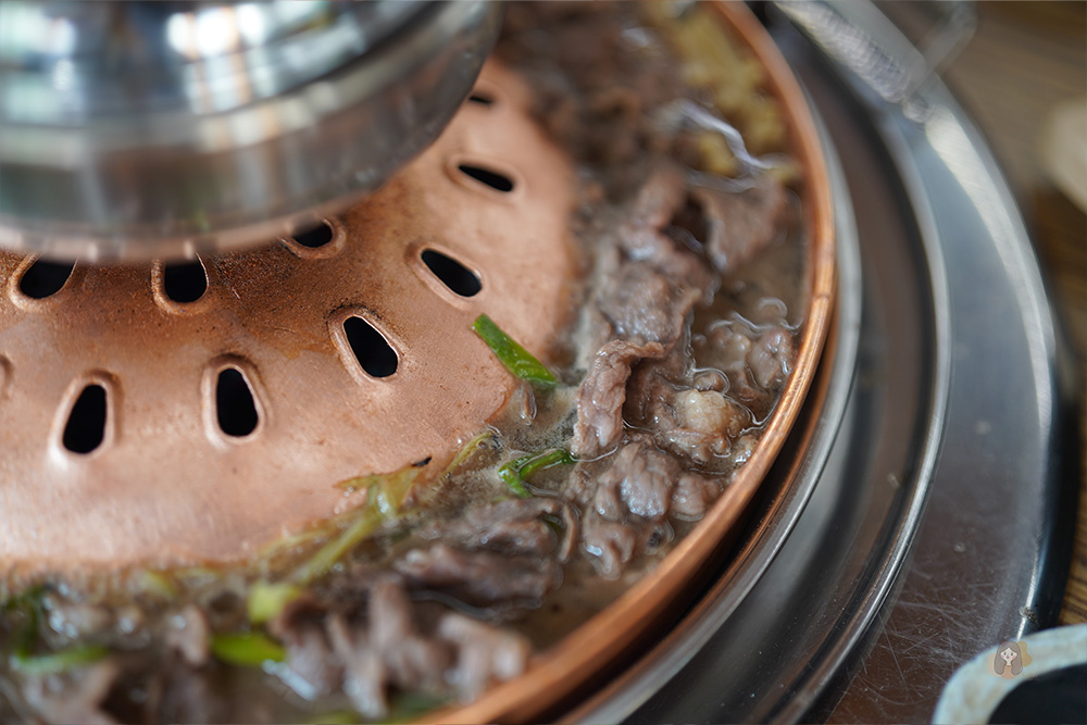 昔日老房 옛날옛집,春川韓牛銅盤烤肉,鮮甜肉汁與炭火香氣交融出絕對好味 - 第12張圖 春川韓牛銅盤烤肉-昔日老房-옛날집-老房子木炭烤肉
