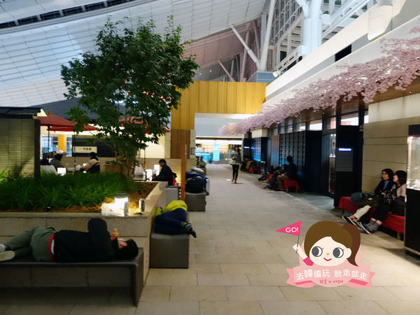 日本羽田機場Tokyo International Airport 夜宿 019.jpg